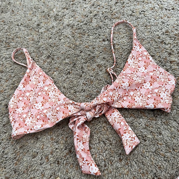 Pink Floral Bikini - Picture 5 of 6